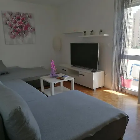 Apartment Petra
